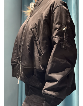 Bomber black 