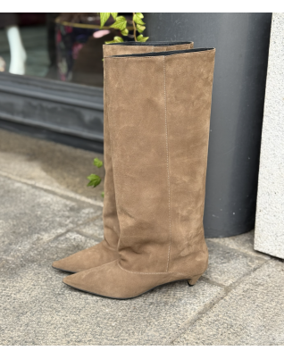 Stivale camoscio tortora