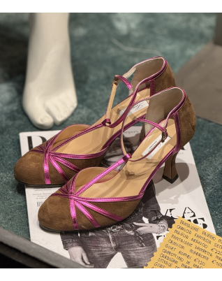 Scarpa Tangero Camoscio e fucsia