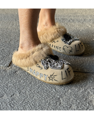 Boston off white graffiti black